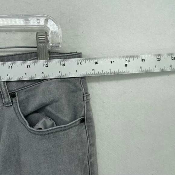 Forever 21 Jeans Women's Sz 30 Gray Regular Fit Skinny High-Rise Denim - Picture 3 of 11